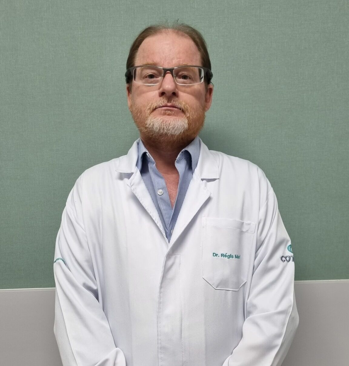 Dr Regis Macri - coluna
